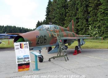 993.jpg